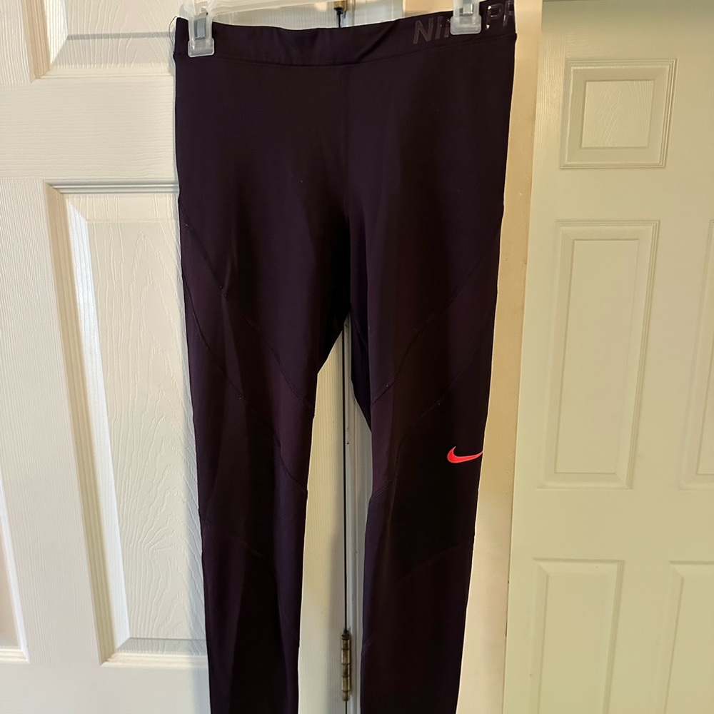 Nike Purple Leggings